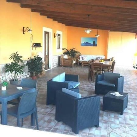 Case Vacanze Villa Lory Мальфа Экстерьер фото