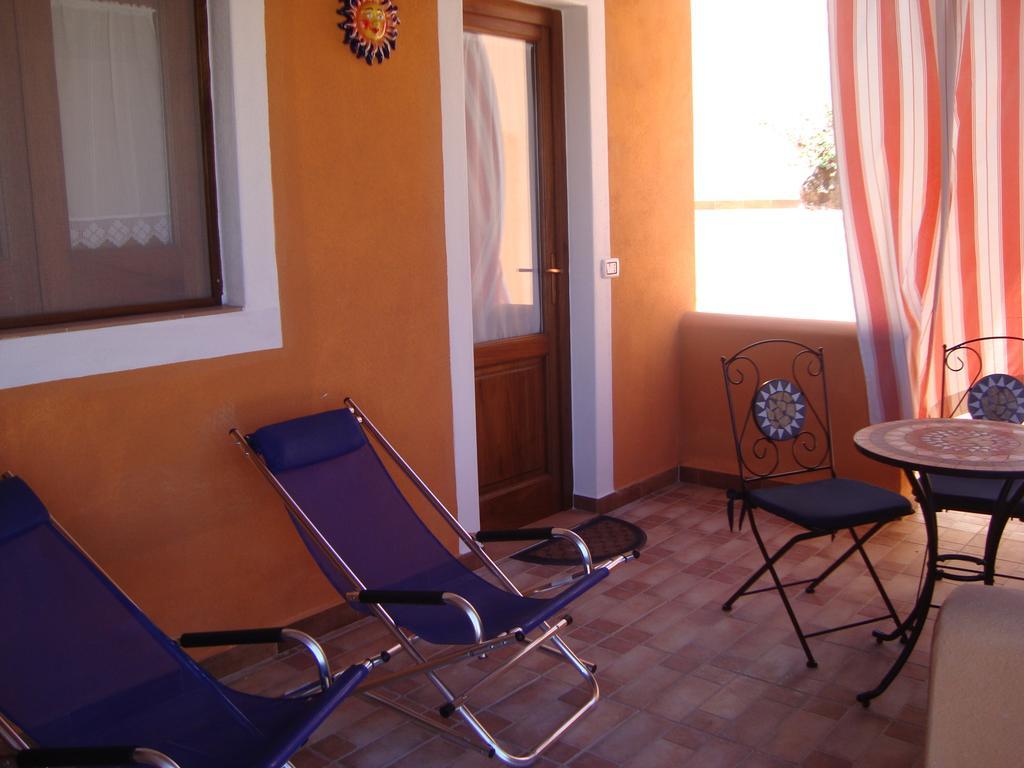 Case Vacanze Villa Lory Мальфа Экстерьер фото